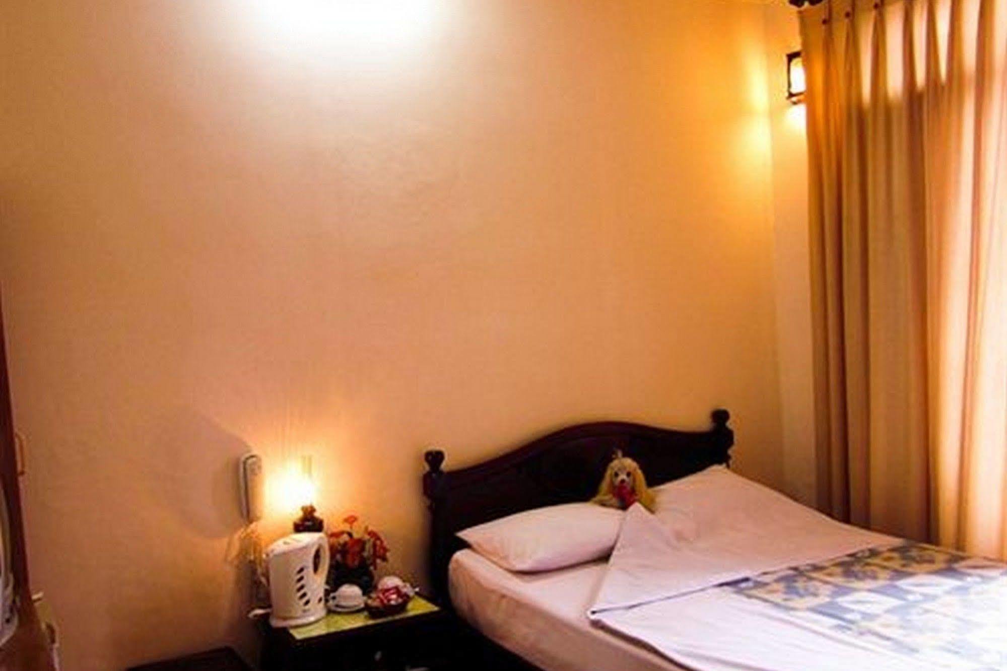 Binh Minh Sunrise Hue Hotel Buitenkant foto