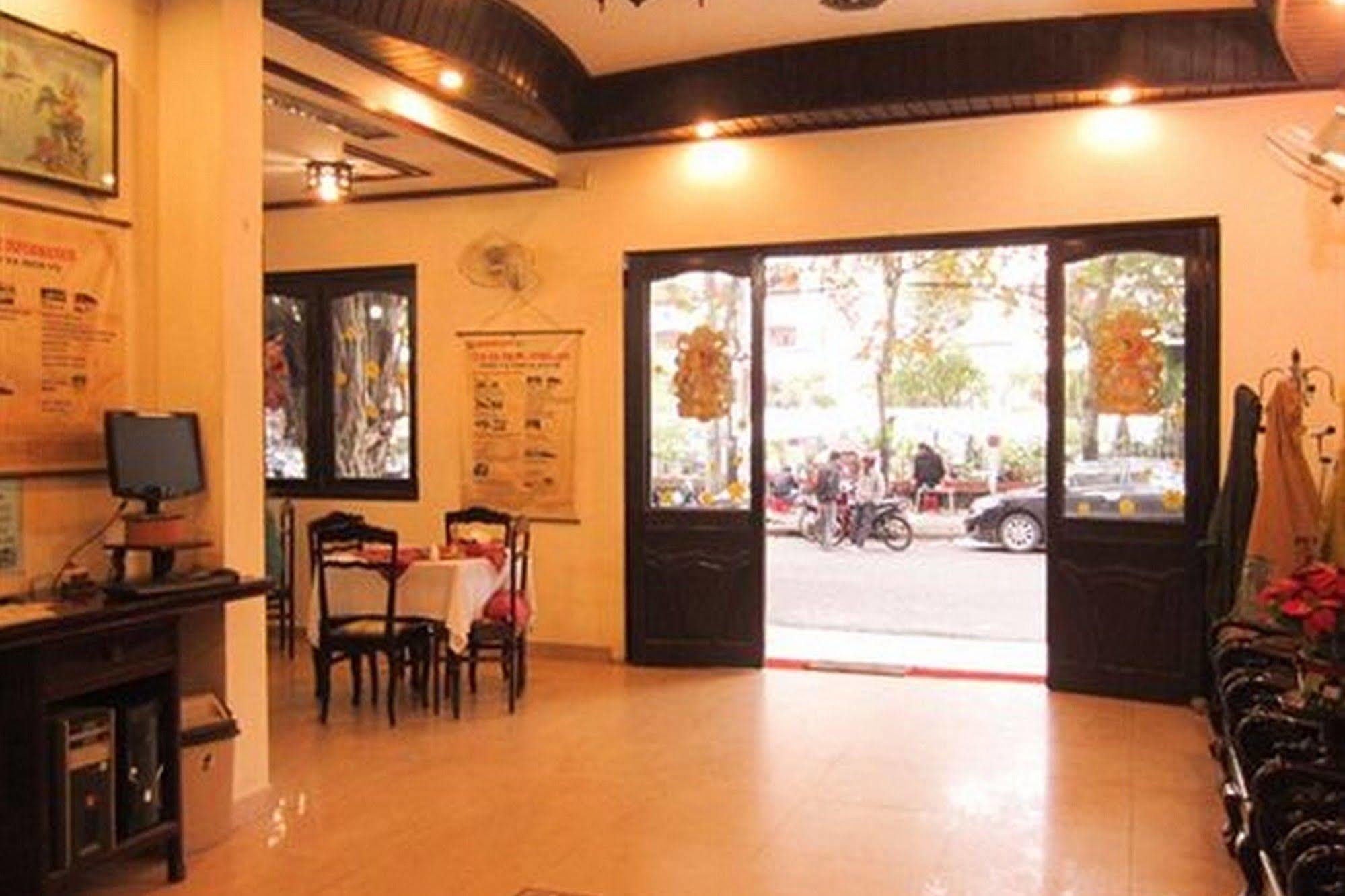 Binh Minh Sunrise Hue Hotel Buitenkant foto
