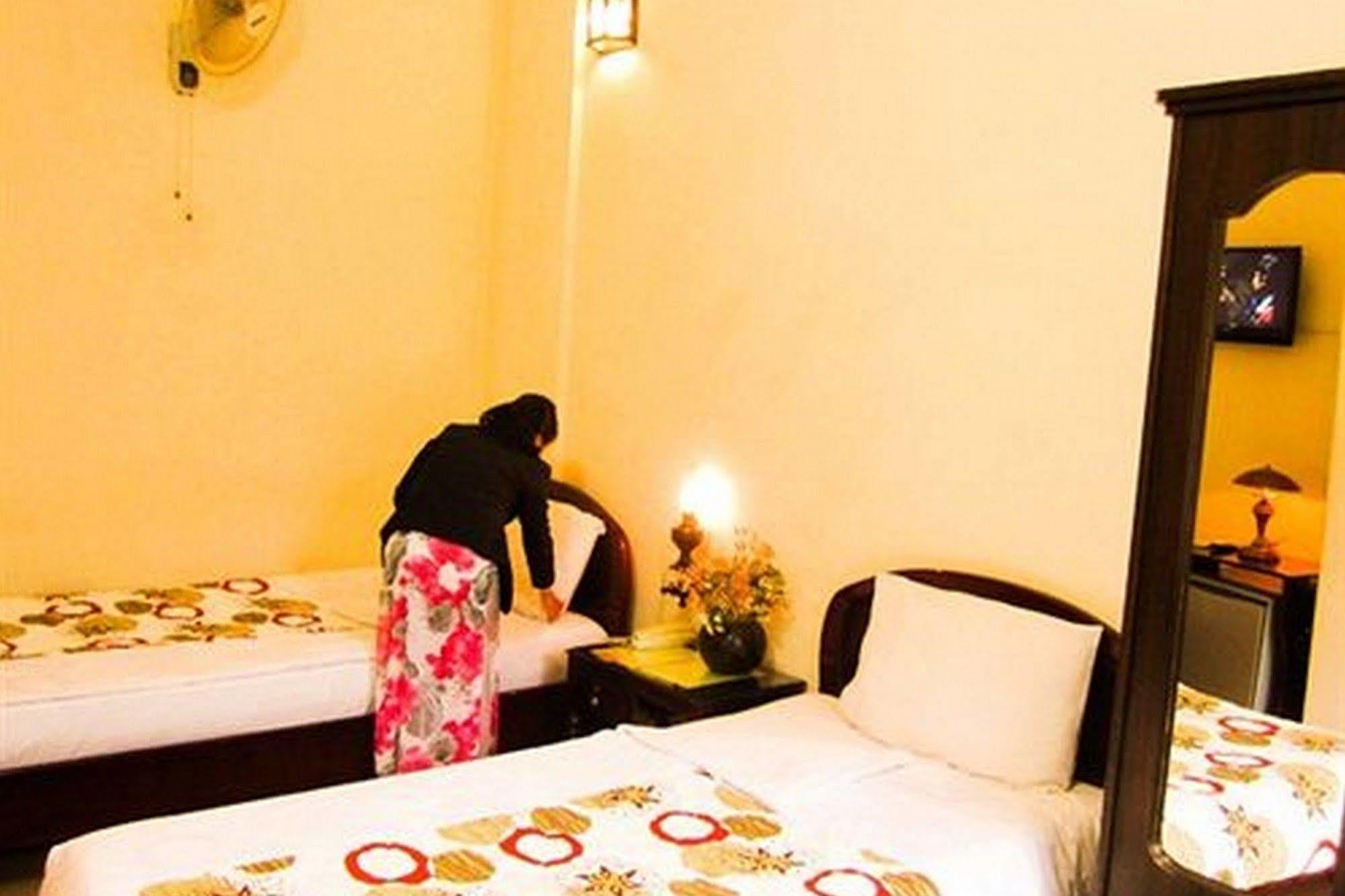 Binh Minh Sunrise Hue Hotel Buitenkant foto